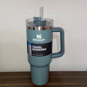 Stanley travel quencher 40 oz